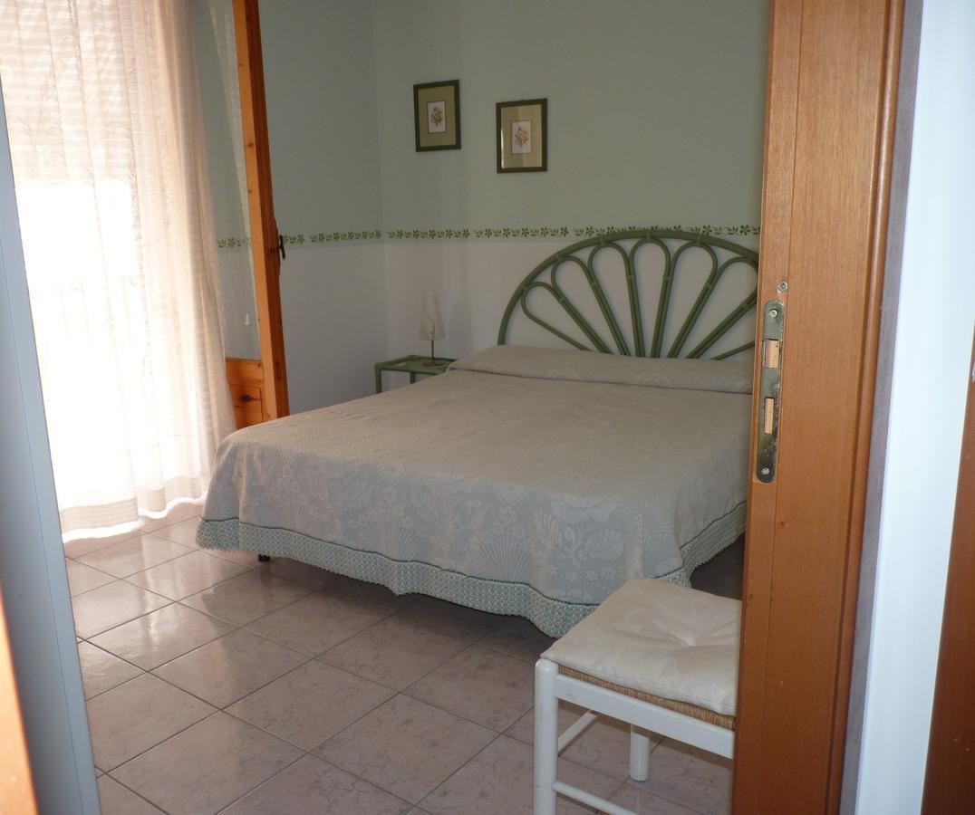 Claudia - Case Vacanze A Canneto Spiaggia Exterior foto