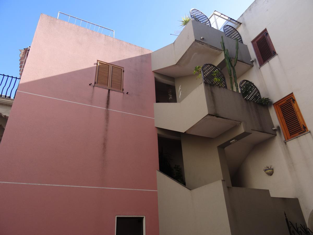 Claudia - Case Vacanze A Canneto Spiaggia Exterior foto