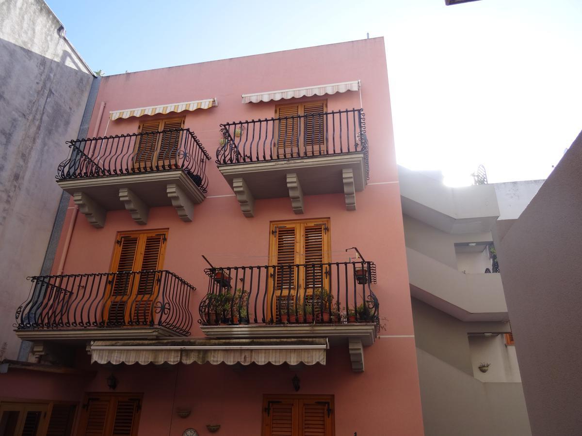 Claudia - Case Vacanze A Canneto Spiaggia Exterior foto